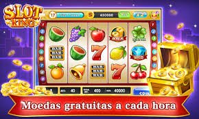 i7mm login App Myanmar ဖုန်းဖြင့် Online Gaming ကစားနေသောကစားသူ